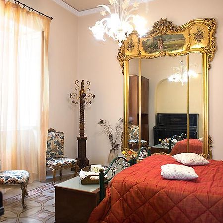 Hôtel La Casa Di Via Narbone à Palerme Extérieur photo